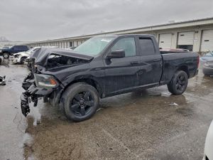 RAM 1500 ST 5.7L 8 2015