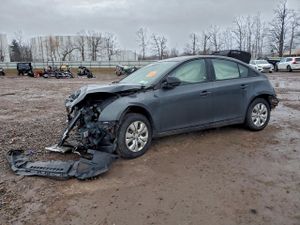 Chevrolet Cruze LS 1.8L 4 2013