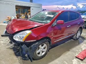 Nissan Rogue S 2.5L 4 2013