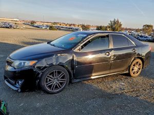 Toyota Camry BASE 2.5L 4 2012