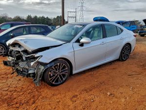 Toyota Camry XSE 2.5L 4 2025