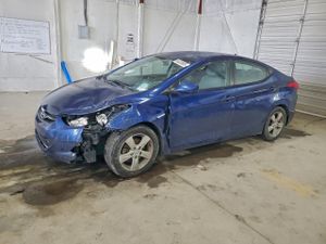 Hyundai Elantra GLS 1.8L 4 2013