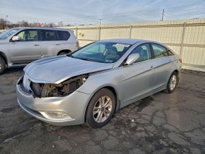Hyundai Sonata GLS 2.4L 4 2013