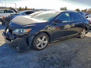 Toyota Camry BASE 2.5L 4 2012