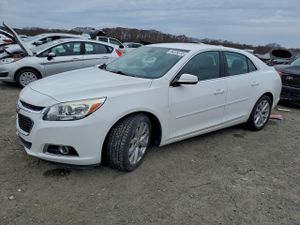 Chevrolet Malibu 2LT 2.5L 4 2015