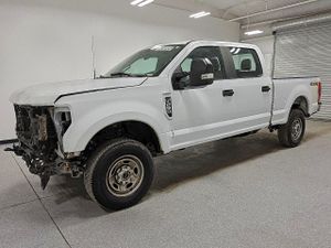 Ford F-250 SUPER DUTY 6.2L 8 2022