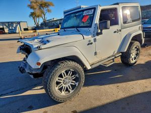 Jeep Wrangler SAHARA 3.6L 6 2014