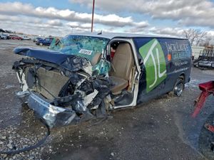 GMC Savana G3500 6.0L 8 2015