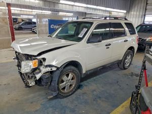 Ford Escape XLT 2.5L 4 2011
