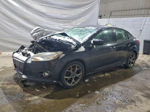 Ford Focus SE 2.0L 4 2012