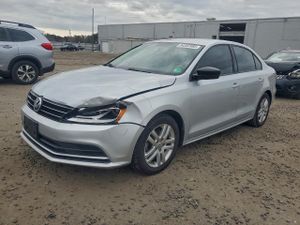 Volkswagen Jetta BASE 2 L 4 2015