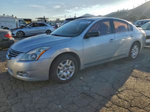 Nissan Altima BASE 2.5L 4 2011