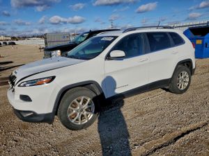 Jeep Cherokee LATITUDE 2.4L 4 2015