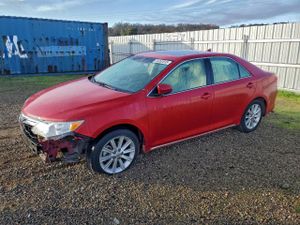 Toyota Camry SE 3.5L 6 2012