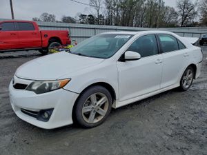 Toyota Camry L 2.5L 4 2013