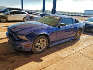 Ford Mustang 3.7L 6 2014