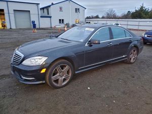 Mercedes-Benz S 550 4MATIC 4.6L 8 2013