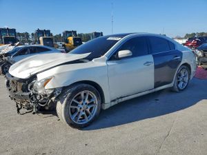 Nissan Maxima S 3.5L 6 2010