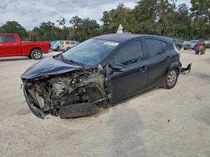 Toyota Prius 1.5L 4 2014