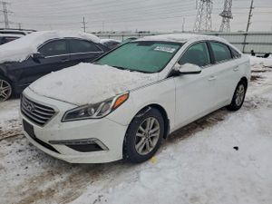 Hyundai Sonata SE 2.4L 4 2015