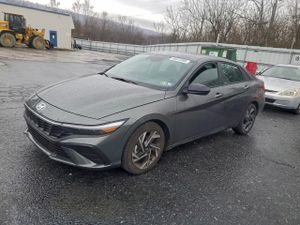 Hyundai Elantra SEL SPORT 2.0L 4 2025