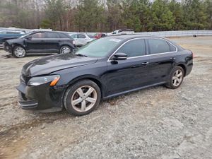 Volkswagen Passat SE 2.5L 5 2013