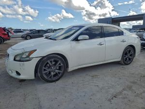 Nissan Maxima S 3.5L 6 2014
