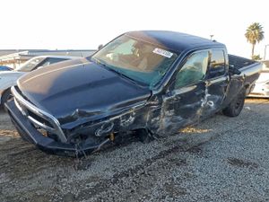 RAM 1500 ST 5.7L 8 2015