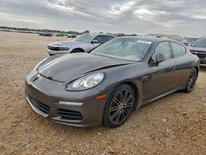 Porsche Panamera 2 3.6L 6 2016
