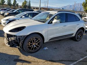 Porsche Macan 2.0L 4 2022