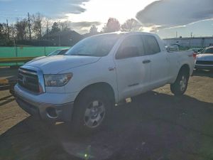 Toyota Tundra DOUBLE CAB SR5 5.7L 8 2010