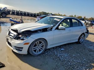 Mercedes-Benz C 250 1.8L 4 2013