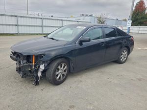 Toyota Camry BASE 2.5L 4 2011