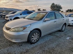 Toyota Camry LE 2.4L 4 2006