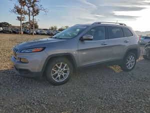 Jeep Cherokee LATITUDE 2.4L 4 2015