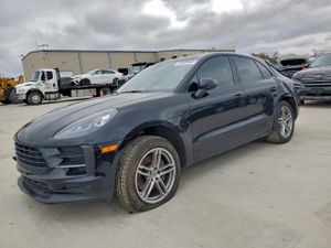 Porsche Macan 2.0L 4 2021