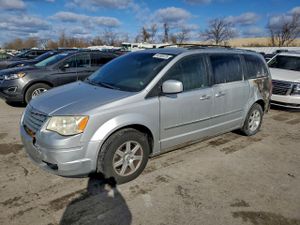 Chrysler Town & Country TOURING 3.8L 6 2010