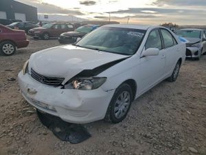 Toyota Camry LE 2.4L 4 2005