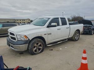 RAM 1500 ST 5.7L 8 2014