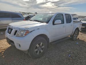 Nissan Frontier CREW CAB SE 4.0L 6 2010