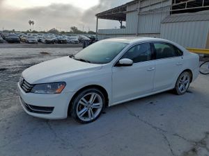 Volkswagen Passat SE 1.8L 4 2014