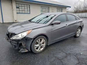 Hyundai Sonata SE 2.4L 4 2011
