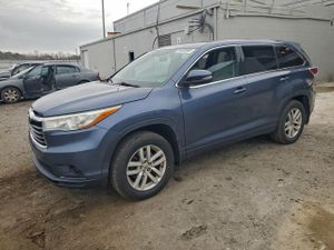Toyota Highlander LE 3.5L 6 2015