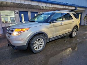 Ford Explorer XLT 3.5L 6 2011