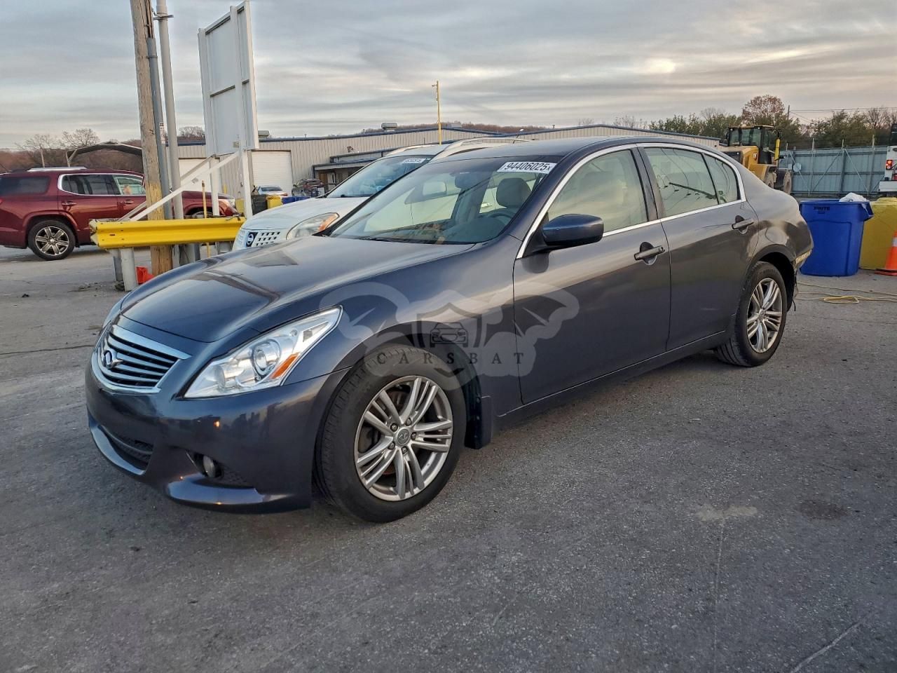 Infiniti G37 3.7L 6 2013