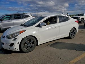 Hyundai Elantra GLS 1.8L 4 2013