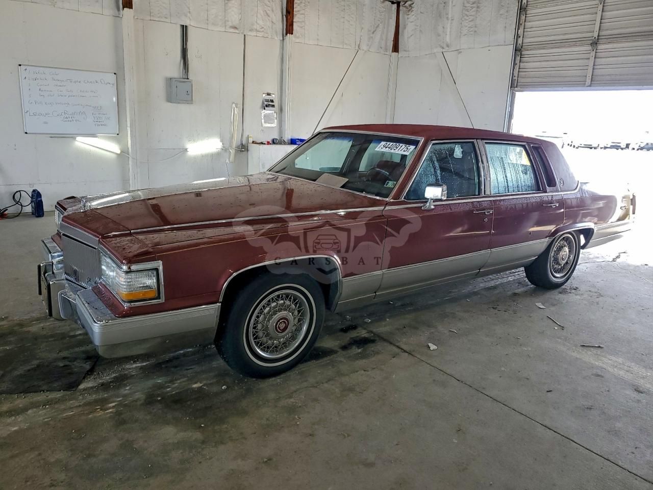 Cadillac Brougham 5.7L 8 1990