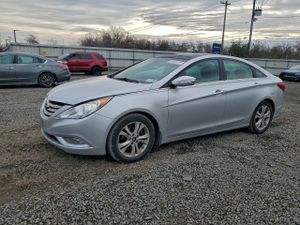 Hyundai Sonata SE 2.4L 4 2012