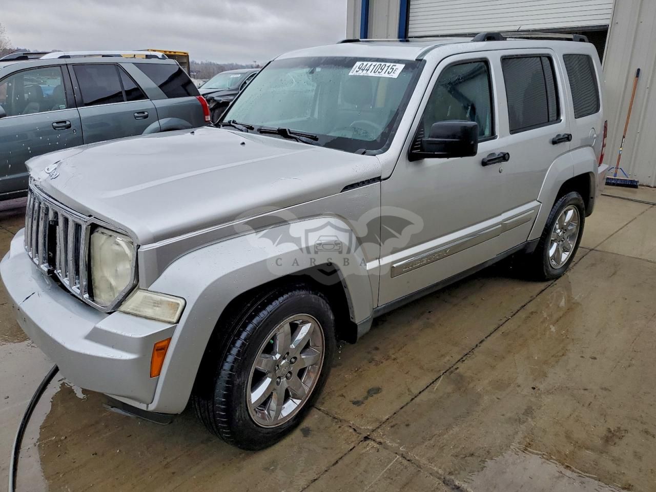 Jeep Liberty LIMITED 3.7L 6 2011