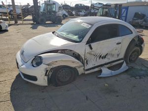 Volkswagen Beetle 2.5L 5 2012